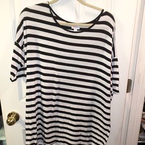 Lularoe Irma size large